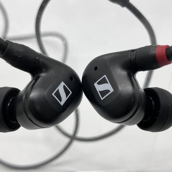 【中古】IE 40 PRO BLACK【日本橋】