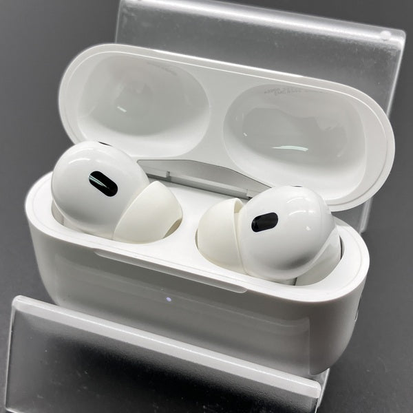【中古】MagSafe充電ケース(USB-C)付きAirPods Pro(第2世代) MTJV3JA【秋葉原】