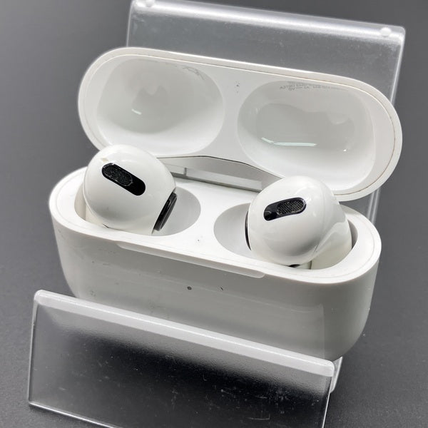 【中古】Apple AirPods Pro MLWK3J/A  (2021/Magsafe)【秋葉原】