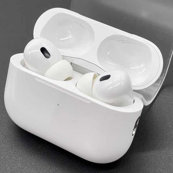 【中古】MagSafe充電ケース(USB-C)付きAirPods Pro(第2世代) MTJV3JA【秋葉原】