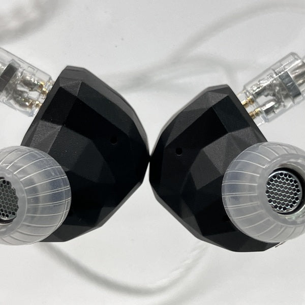 水月雨 (MOONDROP) 【中古】Kadenz e☆earphone x MOONDROP【秋葉原