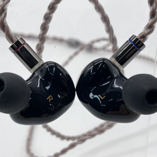 AFUL 【中古】PERFORMER 8 4.4mm【秋葉原】 – e☆イヤホン