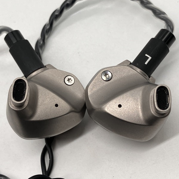 MADOO 【中古】Typ821 【MDO-T821-TI】【日本橋】 – e☆イヤホン