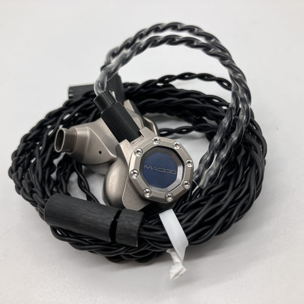 MADOO 【中古】Typ821 【MDO-T821-TI】【日本橋】 – e☆イヤホン