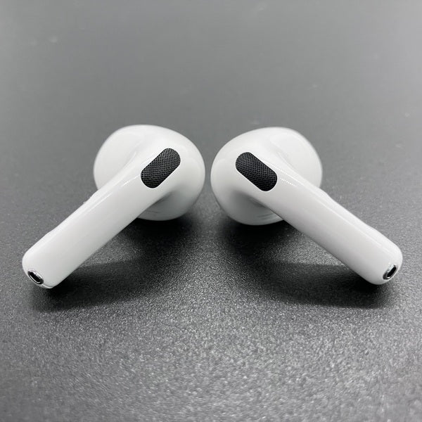 Apple 【中古】AirPods 4 MXP93J/A（アクティブノイズキャンセリング