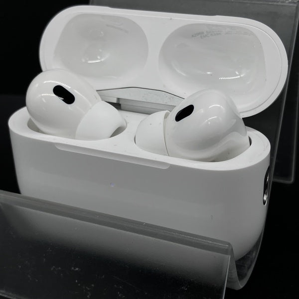 【中古】MagSafe充電ケース(USB-C)付きAirPods Pro(第2世代) MTJV3JA【秋葉原】