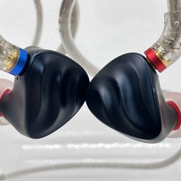 【中古】FH3 Black 【FIO-IEM-FH3-B】【日本橋】