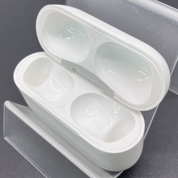 Apple 【中古】AirPods Pro 充電ケース【日本橋】 – e☆イヤホン