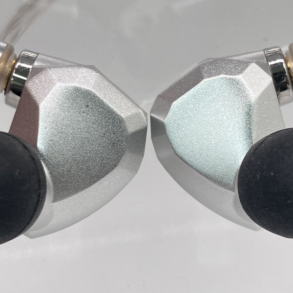 Campfire Audio 【中古】Taurus (Multiverse イベント限定モデル