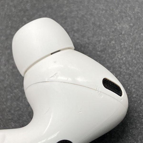 【中古】AirPods Pro (第2世代) MQD83J/A【秋葉原】