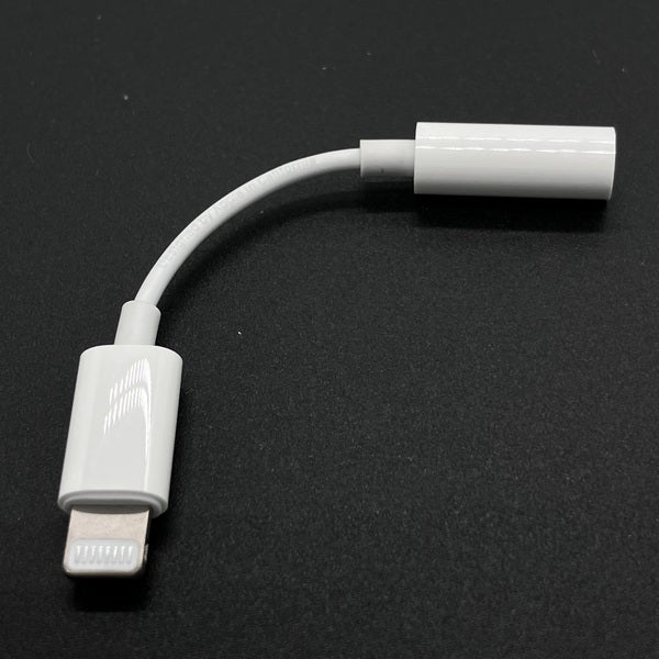 【中古】Lightning - 3.5 mmヘッドフォンジャックアダプタ【名古屋】