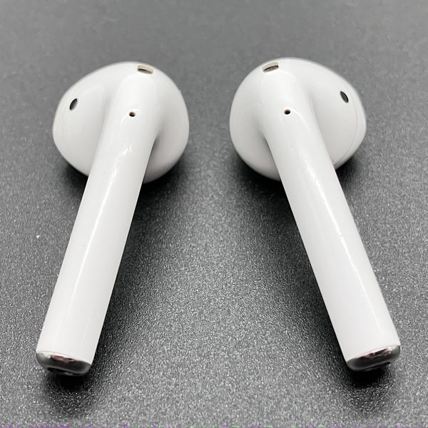 Apple 【中古】AirPods with Charging Case MV7N2J/A【日本橋】 – e