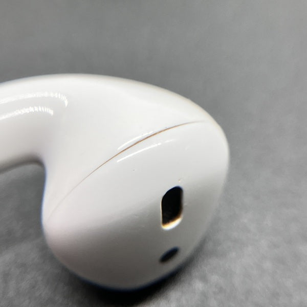 Apple 【中古】AirPods with Charging Case MV7N2J/A【日本橋】 – e
