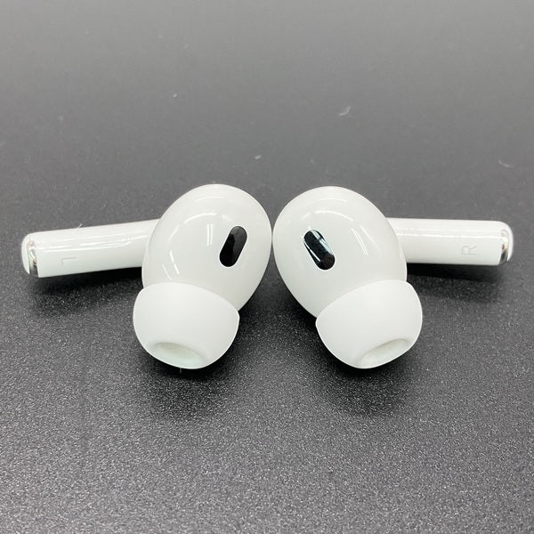 Apple 【中古】MagSafe充電ケース(USB-C)付きAirPods Pro(第2世代
