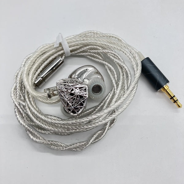 水月雨 (MOONDROP) 【中古】雪月花【秋葉原】 – e☆イヤホン