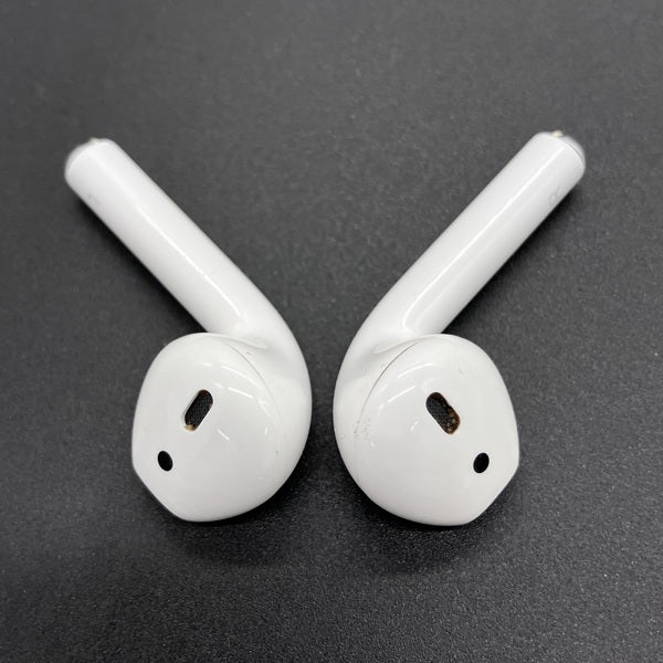 Apple 【中古】AirPods with Charging Case MV7N2J/A【名古屋】 – e