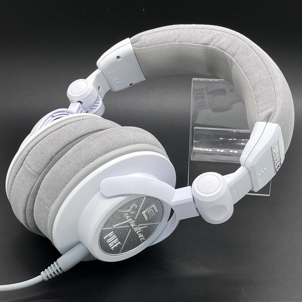 【中古】Signature PURE WHITE 【ULT-SIG-PURE-WHT】【秋葉原】