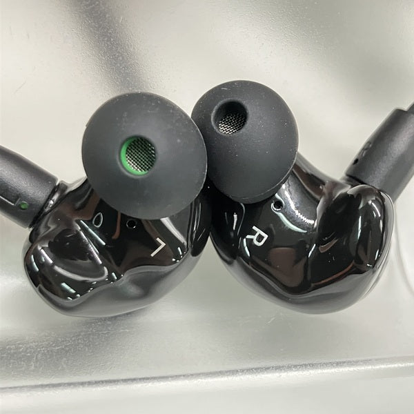 Razer 【中古】Moray【RZ12-04450100-R3M1】【秋葉原】 – e☆イヤホン