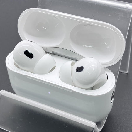 Apple 【中古】MagSafe充電ケース(USB-C)付きAirPods Pro(第2世代
