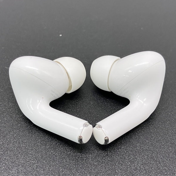 Apple 【中古】MagSafe充電ケース(USB-C)付きAirPods Pro(第2世代