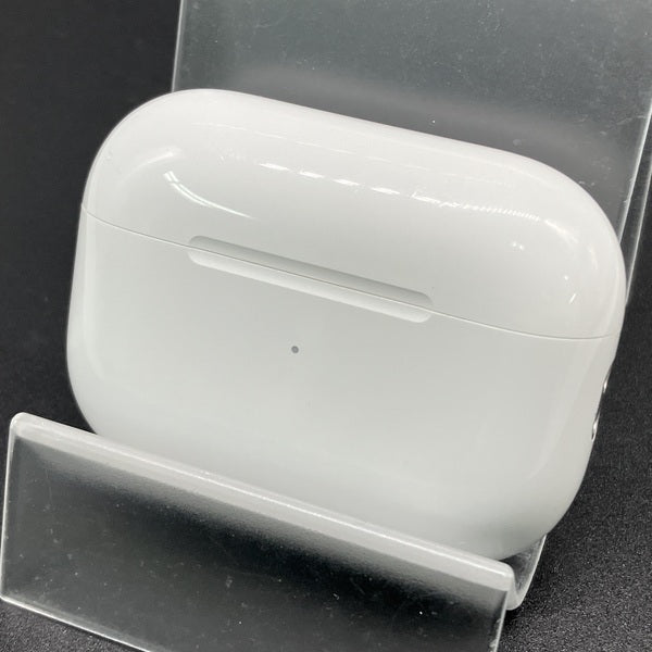 Apple 【中古】MagSafe充電ケース(USB-C)付きAirPods Pro(第2世代