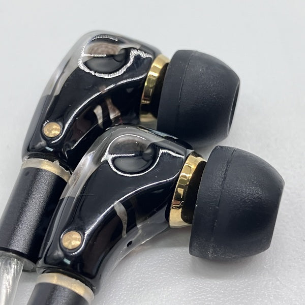 【中古】Axion 2025 【CAM-3051】【日本橋】