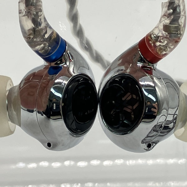 【中古】FD11 Silver 【FIO-IEM-FD11-S】【秋葉原】