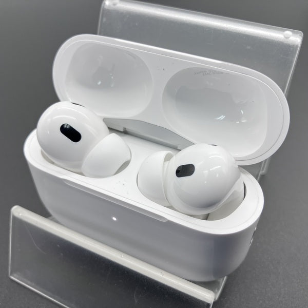 【中古】MagSafe充電ケース(USB-C)付きAirPods Pro(第2世代) MTJV3JA【名古屋】