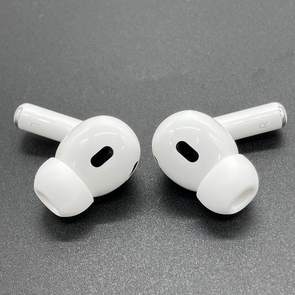 Apple 【中古】MagSafe充電ケース(USB-C)付きAirPods Pro(第2世代