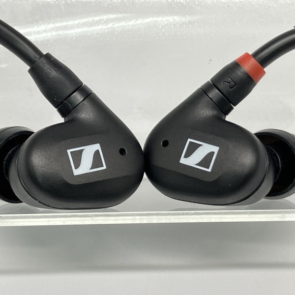 【中古】IE 100 PRO BLACK【秋葉原】