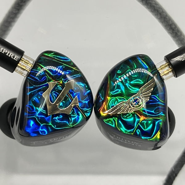 イヤホン TRITON Launch Edition [EMP-TRITON-LE] EMPIRE EARS 【中古】TRITON Launch Edition 【EMP-TRITON-LE