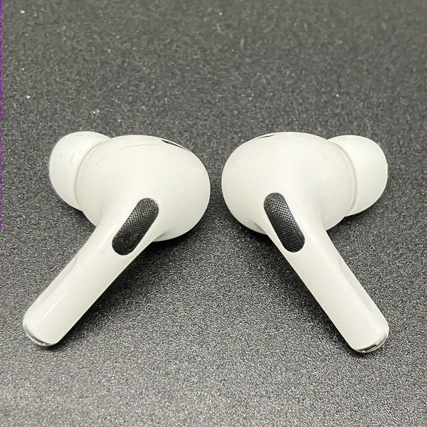 Apple 【中古】MagSafe充電ケース(USB-C)付きAirPods Pro(第2世代