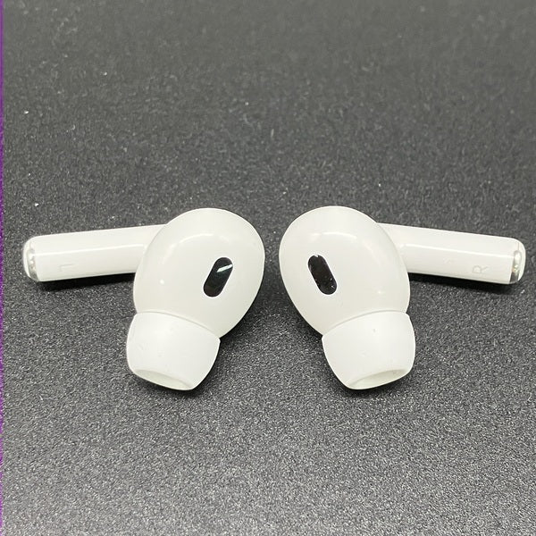 Apple 【中古】MagSafe充電ケース(USB-C)付きAirPods Pro(第2世代