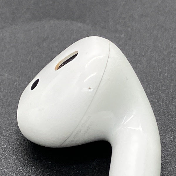 Apple 【中古】AirPods with Charging Case MV7N2J/A【秋葉原】 – e