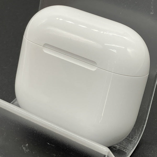 Apple 【中古】AirPods 4 MXP63J/A【秋葉原】 – e☆イヤホン