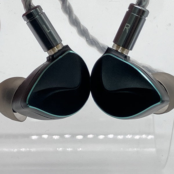 【中古】Winter ブラック (4.4mmプラグ)【日本橋】