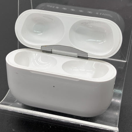 Apple 【中古】AirPods Pro (第2世代) 充電ケース (Lightning)【日本橋