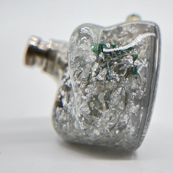 qdc 【中古】10SE 【QDC-7155】(ケーブル欠品)【秋葉原】 – e☆イヤホン