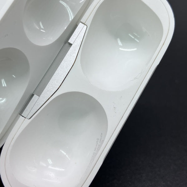 Apple 【中古】AirPods Pro 充電ケース【秋葉原】 – e☆イヤホン