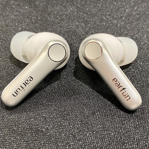 EarFun 【中古】Air Pro 4 - White【名古屋】 – e☆イヤホン