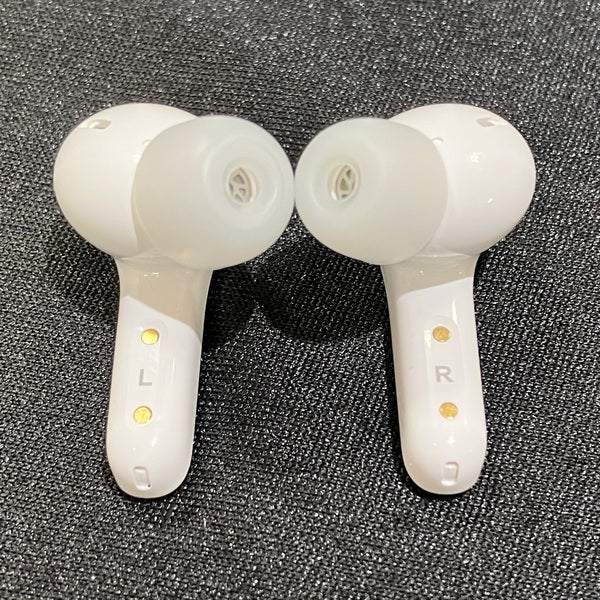 EarFun 【中古】Air Pro 4 - White【名古屋】 – e☆イヤホン