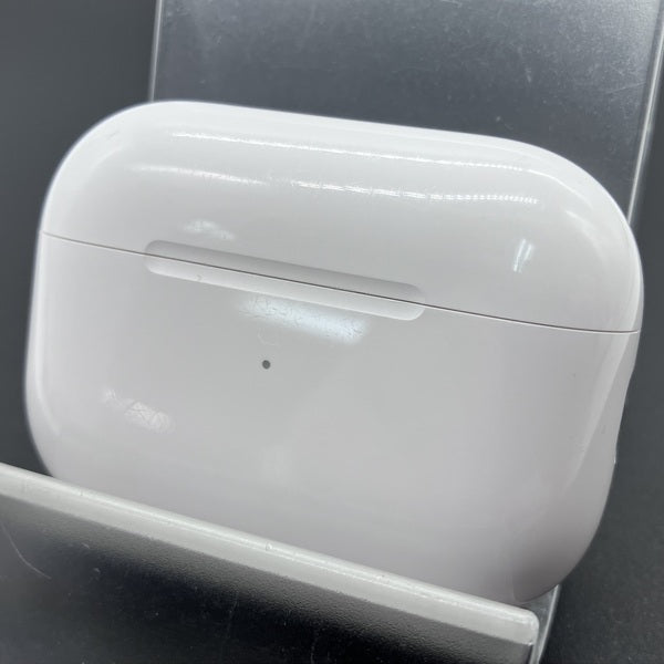 【中古】AirPods Pro (第2世代) MQD83J/A【秋葉原】