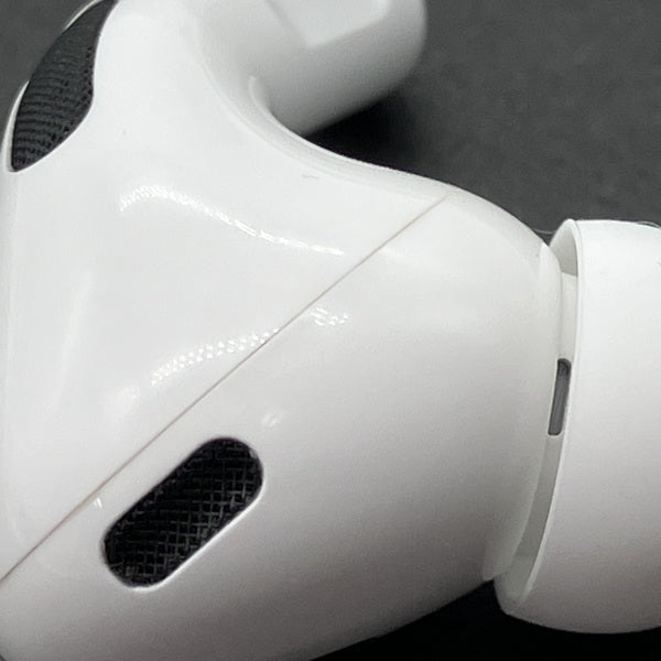 【中古】AirPods Pro (第2世代) MQD83J/A【秋葉原】