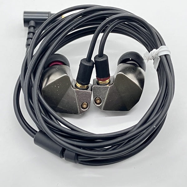 【中古】B2 【FI-B2BSSD】【秋葉原】