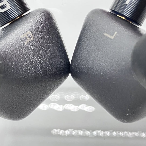 Astell&Kern 【中古】AK ZERO1 Black 【IRV-AK-ZERO1-BLK】【秋葉原