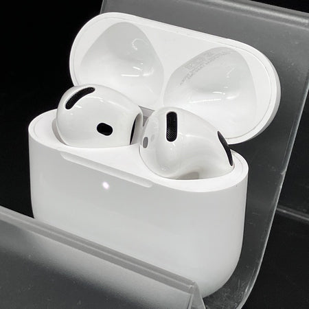 Apple 【中古】AirPods 4 MXP93J/A（アクティブノイズキャンセリング