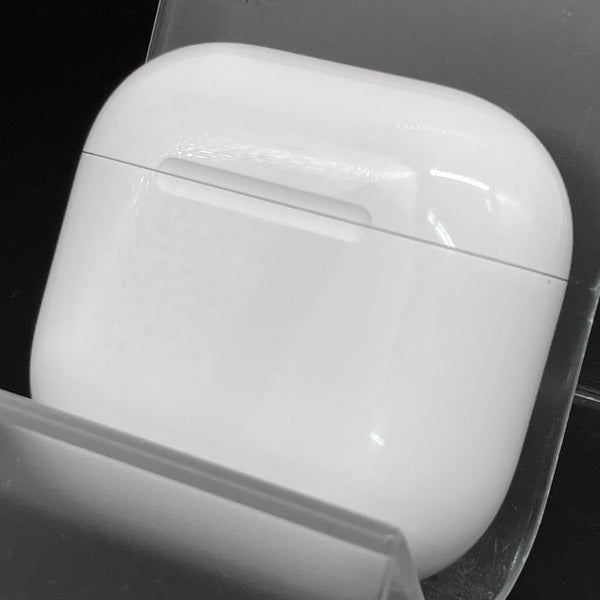 Apple 【中古】AirPods 4 MXP93J/A（アクティブノイズキャンセリング