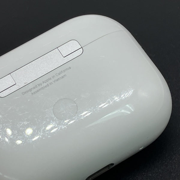 Apple 【中古】MagSafe充電ケース(USB-C)付きAirPods Pro(第2世代 