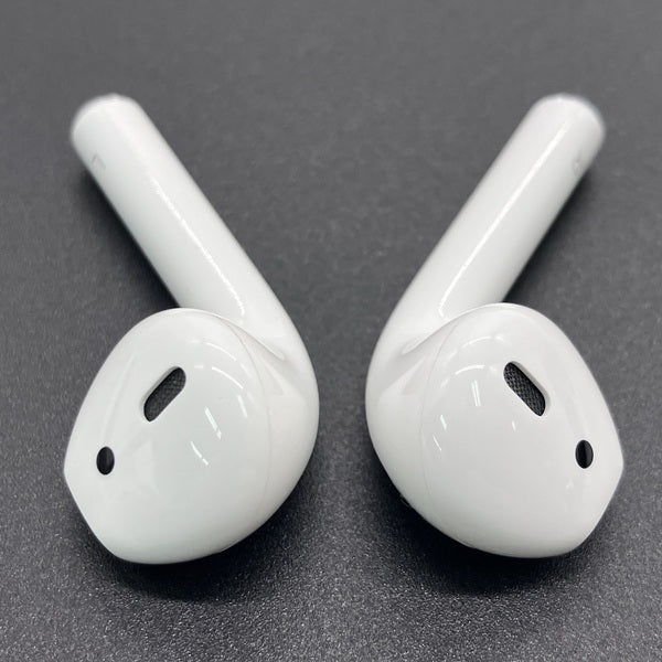 Apple 【中古】AirPods with Charging Case MV7N2J/A【秋葉原】 – e