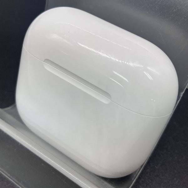 Apple 【中古】AirPods 4 MXP93J/A（アクティブノイズキャンセリング